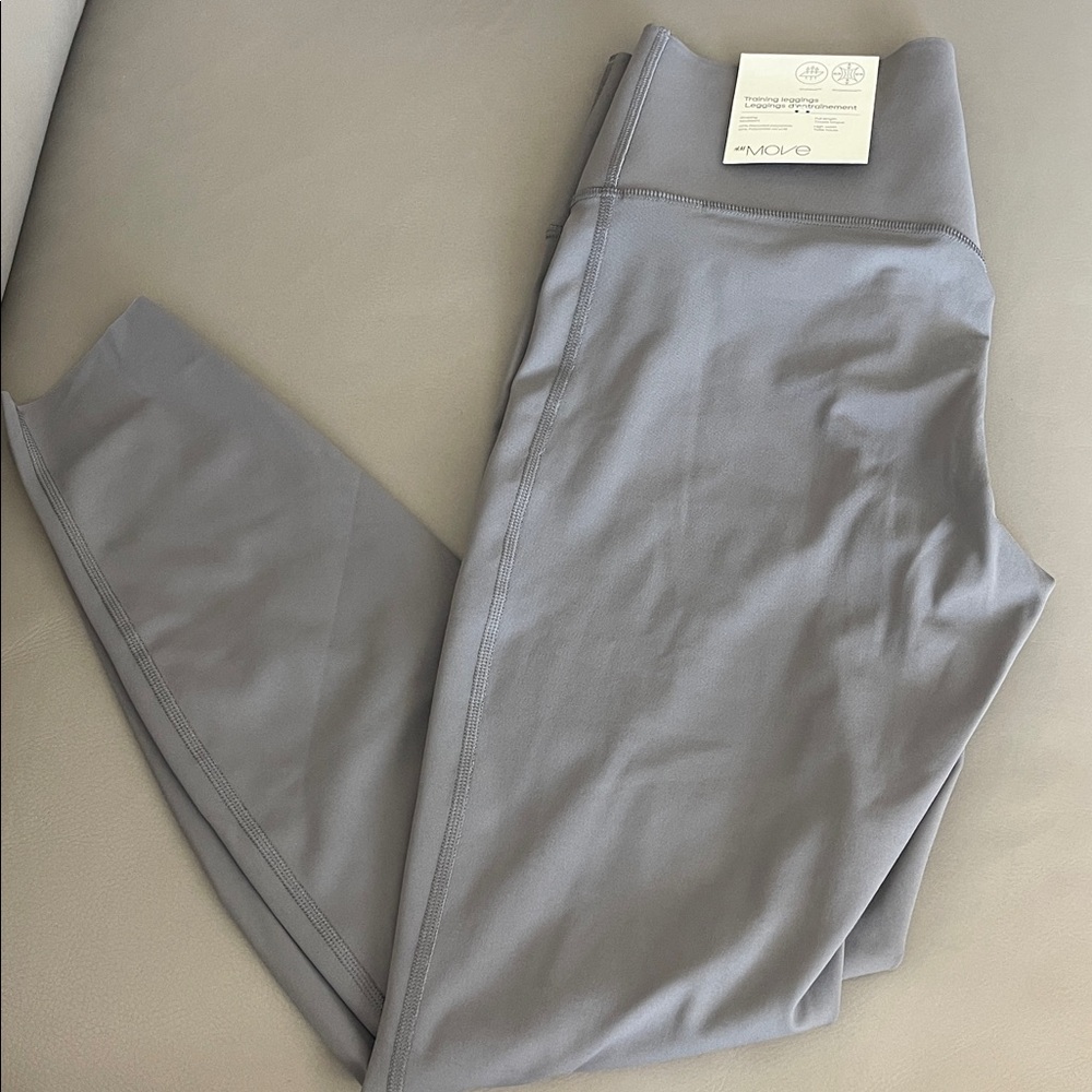 SPORTS LEGGINGS WITH SOFTMOVE